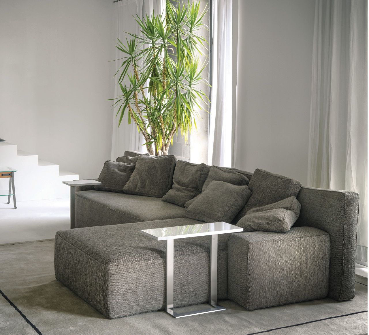 Wow Low Back Ottoman by Driade Sofas Wow Low Back Ottoman by Driade Sofas